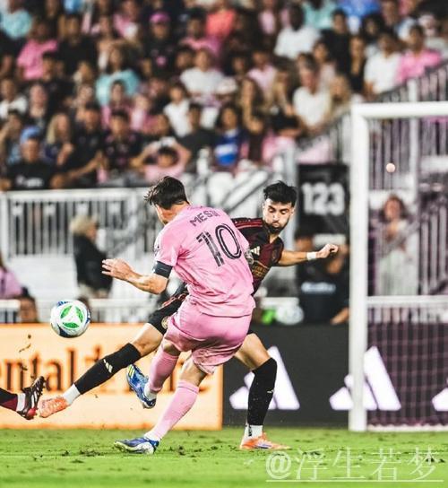 梅西补时建功,苏亚雷斯点射:迈阿密4-0双杀晋级八强 梅西补时建功,苏亚雷斯点射:迈阿密4-0双杀晋级八强