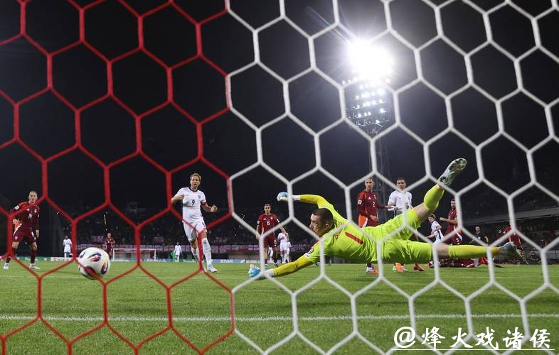 “备战世界杯2026:各大球队争锋逐鹿” “备战世界杯2026:各大球队争锋逐鹿”